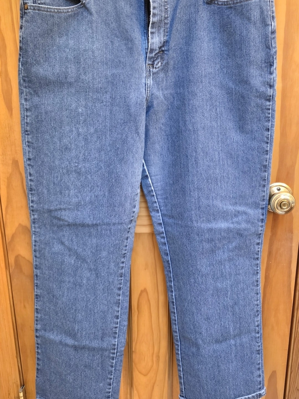 Lee Straight-Leg Women's Jeans in Medium Blue Denim